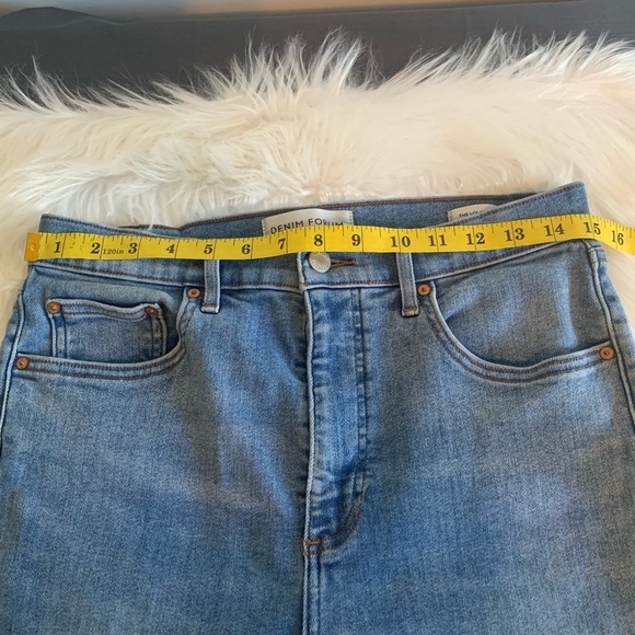 Denim Forum High Rise Light Blue Jeans - Picture 5 of 9